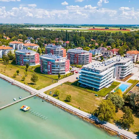 Myflat Coral Beach44 Premium Apartment