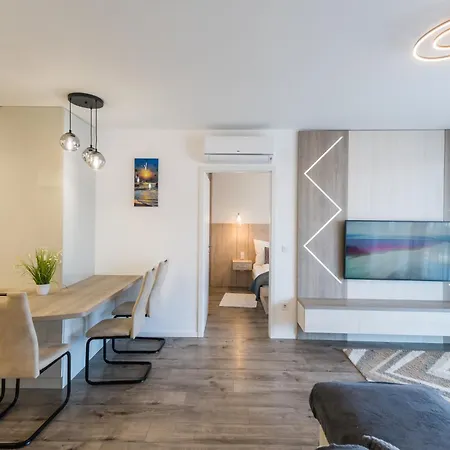 Myflat Coral Beach44 Premium Apartment *