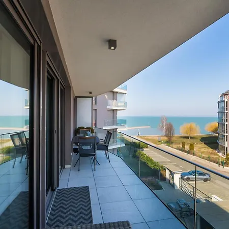 Myflat Coral Beach44 Premium Apartment