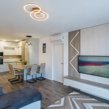 Myflat Coral Beach44 Premium Apartamento *