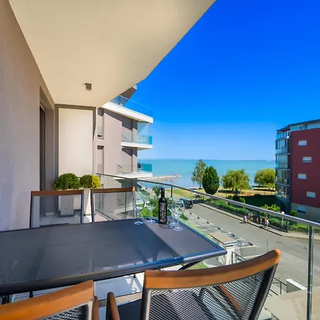 Myflat Coral Beach44 Premium * Siófok