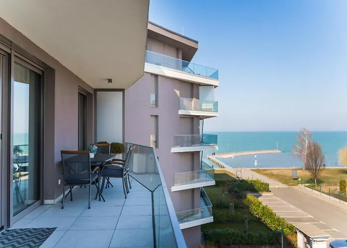 Myflat Coral Beach44 Premium * Siófok