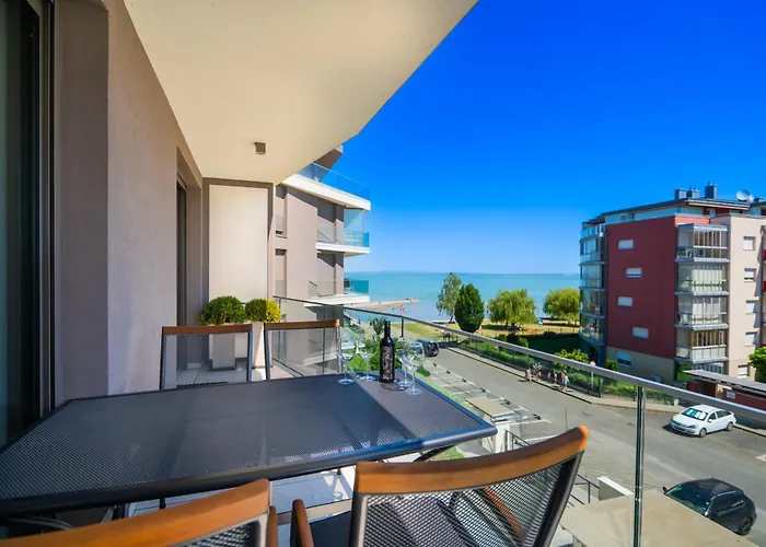 Myflat Coral Beach44 Premium * Siófok