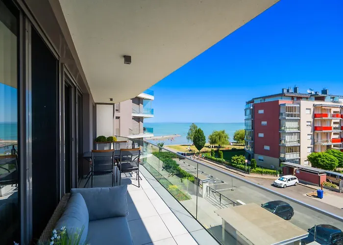 Myflat Coral Beach44 Premium * Siófok